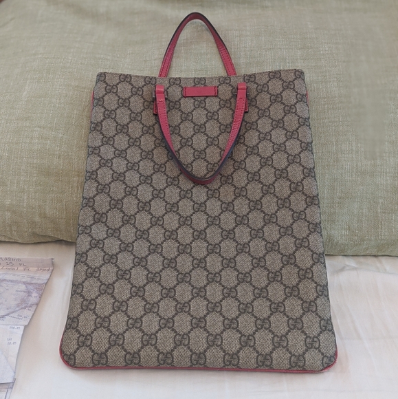 Gucci Handbags - Vintage Gucci 2004 Small Luggage tote